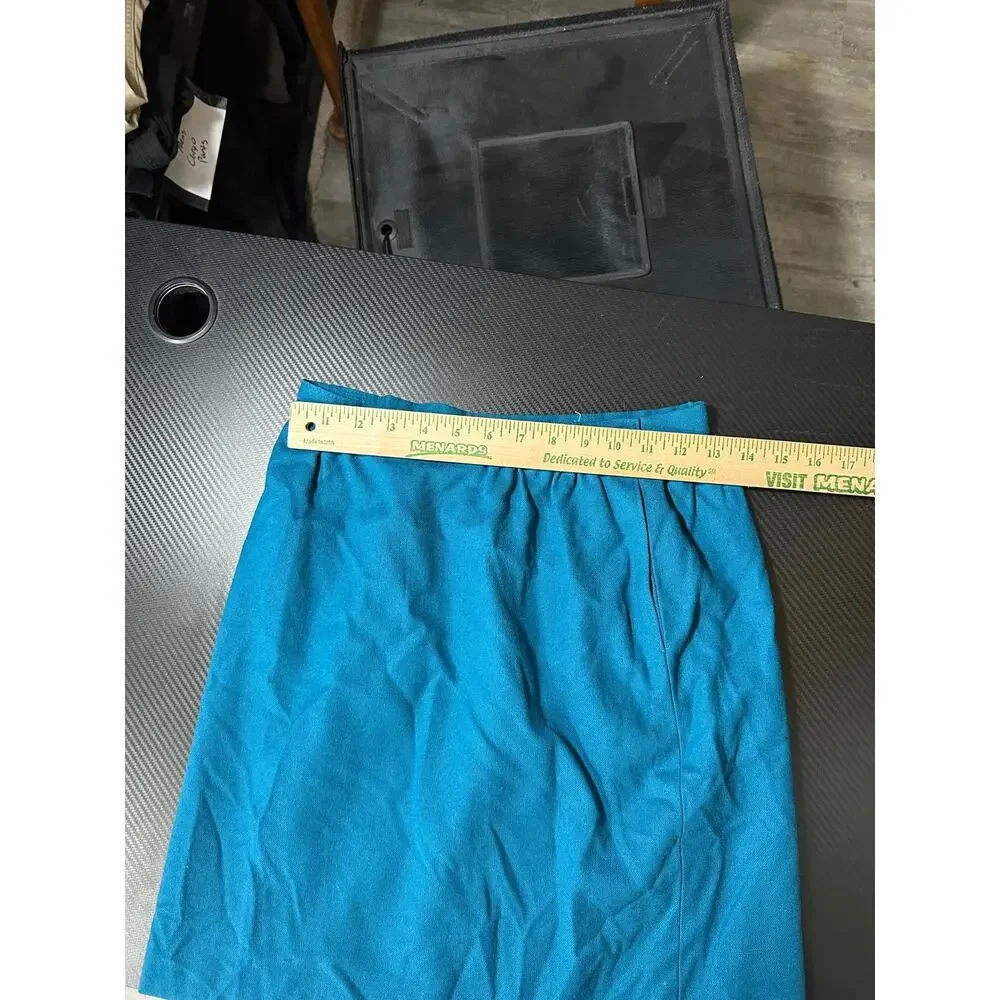 Vintage Pendleton Wool Midi Skirt Teal Size 8 Fits Approx 26 Inch Waist